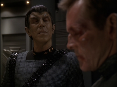 STAR_TREK_DEEP_SPACE_NINE_-_E7X16_INTER_ARMA_ENIM_SILENT_LEGES_1226.jpg