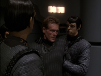STAR_TREK_DEEP_SPACE_NINE_-_E7X16_INTER_ARMA_ENIM_SILENT_LEGES_1229.jpg