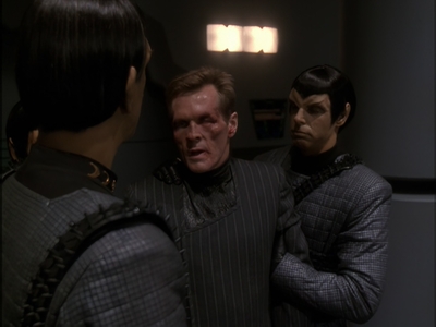 STAR_TREK_DEEP_SPACE_NINE_-_E7X16_INTER_ARMA_ENIM_SILENT_LEGES_1238.jpg