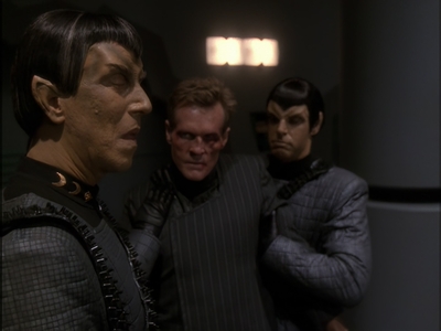 STAR_TREK_DEEP_SPACE_NINE_-_E7X16_INTER_ARMA_ENIM_SILENT_LEGES_1249.jpg