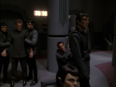 STAR_TREK_DEEP_SPACE_NINE_-_E7X16_INTER_ARMA_ENIM_SILENT_LEGES_1254.jpg