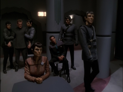 STAR_TREK_DEEP_SPACE_NINE_-_E7X16_INTER_ARMA_ENIM_SILENT_LEGES_1257.jpg