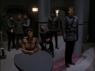 STAR_TREK_DEEP_SPACE_NINE_-_E7X16_INTER_ARMA_ENIM_SILENT_LEGES_1259.jpg