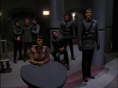 STAR_TREK_DEEP_SPACE_NINE_-_E7X16_INTER_ARMA_ENIM_SILENT_LEGES_1262.jpg
