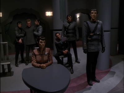 STAR_TREK_DEEP_SPACE_NINE_-_E7X16_INTER_ARMA_ENIM_SILENT_LEGES_1265.jpg