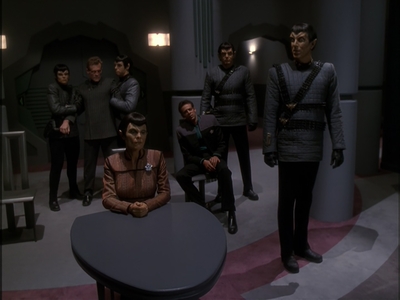 STAR_TREK_DEEP_SPACE_NINE_-_E7X16_INTER_ARMA_ENIM_SILENT_LEGES_1268.jpg