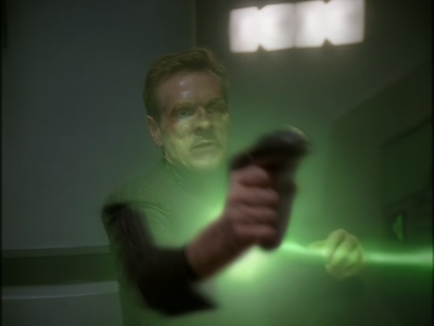 STAR_TREK_DEEP_SPACE_NINE_-_E7X16_INTER_ARMA_ENIM_SILENT_LEGES_1310.jpg