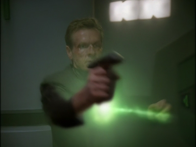 STAR_TREK_DEEP_SPACE_NINE_-_E7X16_INTER_ARMA_ENIM_SILENT_LEGES_1313.jpg