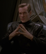 STAR_TREK_DEEP_SPACE_NINE_-_E7X16_INTER_ARMA_ENIM_SILENT_LEGES_0040.jpg
