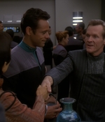 STAR_TREK_DEEP_SPACE_NINE_-_E7X16_INTER_ARMA_ENIM_SILENT_LEGES_0405.jpg