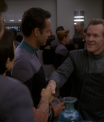 STAR_TREK_DEEP_SPACE_NINE_-_E7X16_INTER_ARMA_ENIM_SILENT_LEGES_0407.jpg