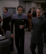 STAR_TREK_DEEP_SPACE_NINE_-_E7X16_INTER_ARMA_ENIM_SILENT_LEGES_0446.jpg