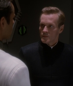 STAR_TREK_DEEP_SPACE_NINE_-_E7X16_INTER_ARMA_ENIM_SILENT_LEGES_0814.jpg