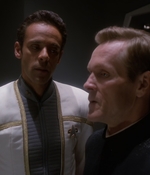 STAR_TREK_DEEP_SPACE_NINE_-_E7X16_INTER_ARMA_ENIM_SILENT_LEGES_0892.jpg