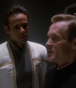 STAR_TREK_DEEP_SPACE_NINE_-_E7X16_INTER_ARMA_ENIM_SILENT_LEGES_0913.jpg