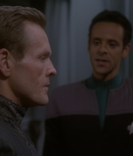 STAR_TREK_DEEP_SPACE_NINE_-_E7X16_INTER_ARMA_ENIM_SILENT_LEGES_0984.jpg