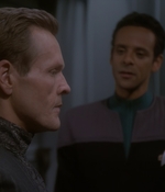 STAR_TREK_DEEP_SPACE_NINE_-_E7X16_INTER_ARMA_ENIM_SILENT_LEGES_0986.jpg