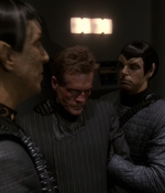STAR_TREK_DEEP_SPACE_NINE_-_E7X16_INTER_ARMA_ENIM_SILENT_LEGES_1212.jpg
