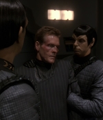 STAR_TREK_DEEP_SPACE_NINE_-_E7X16_INTER_ARMA_ENIM_SILENT_LEGES_1227.jpg