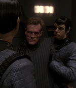 STAR_TREK_DEEP_SPACE_NINE_-_E7X16_INTER_ARMA_ENIM_SILENT_LEGES_1245.jpg