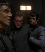STAR_TREK_DEEP_SPACE_NINE_-_E7X16_INTER_ARMA_ENIM_SILENT_LEGES_1248.jpg