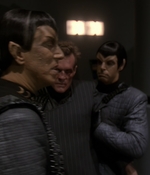 STAR_TREK_DEEP_SPACE_NINE_-_E7X16_INTER_ARMA_ENIM_SILENT_LEGES_1251.jpg