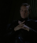 STAR_TREK_DEEP_SPACE_NINE_-_E7X16_INTER_ARMA_ENIM_SILENT_LEGES_1359.jpg