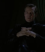 STAR_TREK_DEEP_SPACE_NINE_-_E7X16_INTER_ARMA_ENIM_SILENT_LEGES_1360.jpg