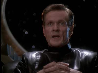 STAR_TREK_DEEP_SPACE_NINE_-_E723_EXTREME_MEASURES_0060.jpg