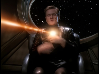 STAR_TREK_DEEP_SPACE_NINE_-_E723_EXTREME_MEASURES_0119.jpg