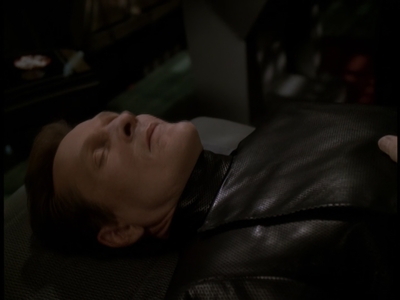 STAR_TREK_DEEP_SPACE_NINE_-_E723_EXTREME_MEASURES_0124.jpg