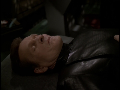 STAR_TREK_DEEP_SPACE_NINE_-_E723_EXTREME_MEASURES_0127.jpg