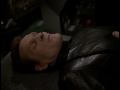 STAR_TREK_DEEP_SPACE_NINE_-_E723_EXTREME_MEASURES_0128.jpg