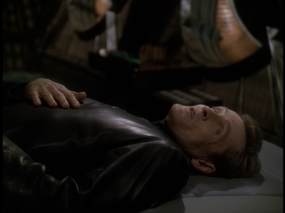 STAR_TREK_DEEP_SPACE_NINE_-_E723_EXTREME_MEASURES_0182.jpg