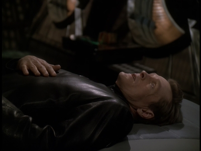 STAR_TREK_DEEP_SPACE_NINE_-_E723_EXTREME_MEASURES_0183.jpg