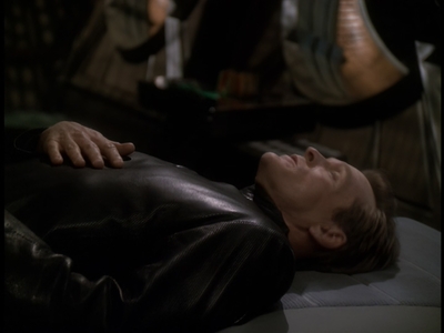 STAR_TREK_DEEP_SPACE_NINE_-_E723_EXTREME_MEASURES_0190.jpg