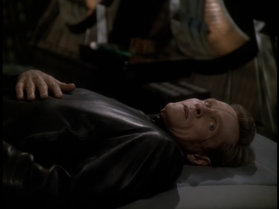 STAR_TREK_DEEP_SPACE_NINE_-_E723_EXTREME_MEASURES_0260.jpg