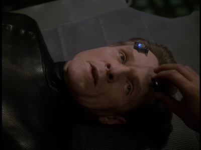 STAR_TREK_DEEP_SPACE_NINE_-_E723_EXTREME_MEASURES_0280.jpg