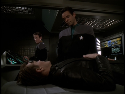 STAR_TREK_DEEP_SPACE_NINE_-_E723_EXTREME_MEASURES_0297.jpg