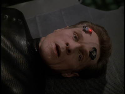 STAR_TREK_DEEP_SPACE_NINE_-_E723_EXTREME_MEASURES_0299.jpg