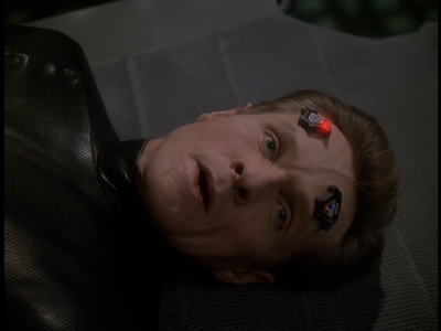 STAR_TREK_DEEP_SPACE_NINE_-_E723_EXTREME_MEASURES_0303.jpg