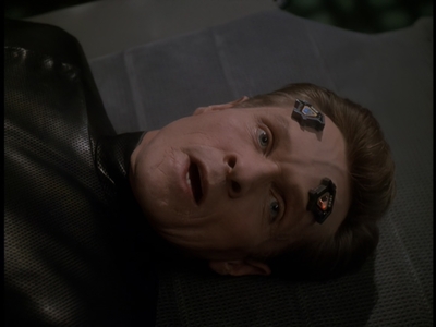 STAR_TREK_DEEP_SPACE_NINE_-_E723_EXTREME_MEASURES_0316.jpg