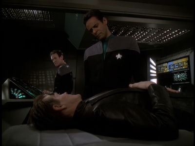 STAR_TREK_DEEP_SPACE_NINE_-_E723_EXTREME_MEASURES_0324.jpg