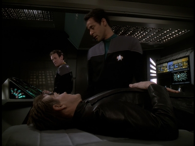 STAR_TREK_DEEP_SPACE_NINE_-_E723_EXTREME_MEASURES_0327.jpg