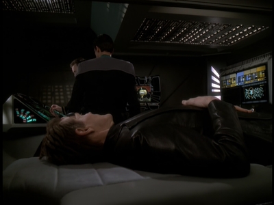 STAR_TREK_DEEP_SPACE_NINE_-_E723_EXTREME_MEASURES_0332.jpg