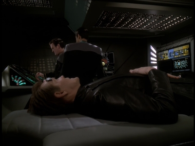 STAR_TREK_DEEP_SPACE_NINE_-_E723_EXTREME_MEASURES_0333.jpg