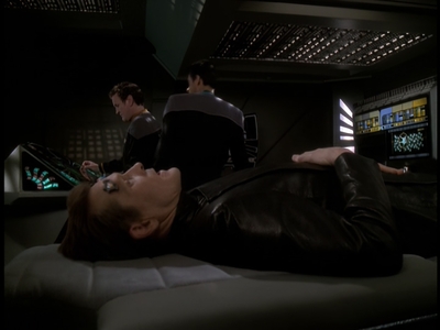 STAR_TREK_DEEP_SPACE_NINE_-_E723_EXTREME_MEASURES_0334.jpg