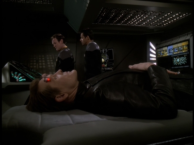 STAR_TREK_DEEP_SPACE_NINE_-_E723_EXTREME_MEASURES_0340.jpg