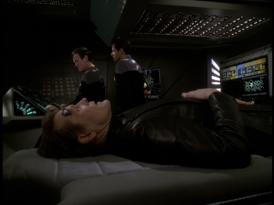 STAR_TREK_DEEP_SPACE_NINE_-_E723_EXTREME_MEASURES_0341.jpg