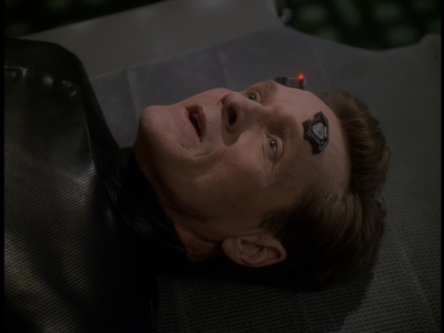 STAR_TREK_DEEP_SPACE_NINE_-_E723_EXTREME_MEASURES_0362.jpg